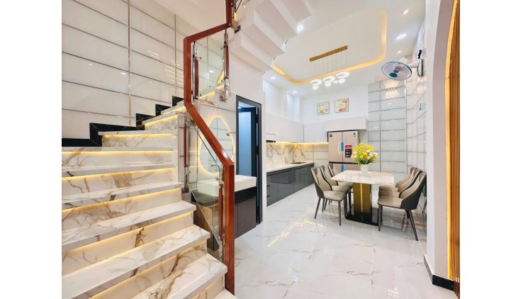 GIẢM 350TR, CHỈ 4.15 TỶ! 38M², 2Tầng/3pn, HẺM BA GÁC, Quang Trung Gò Vấp!